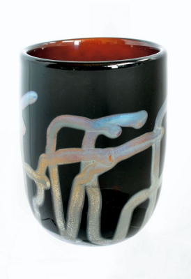 Becher Schwarz